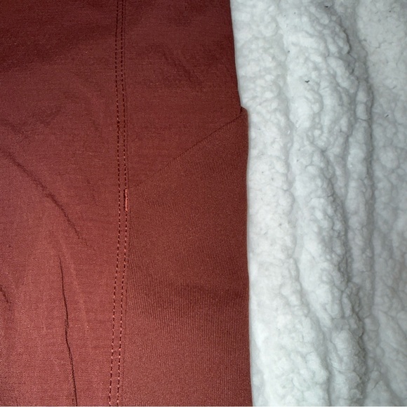 Athleta Trekkie Hybrid Crop Tight in Rust - Picture 6 of 8